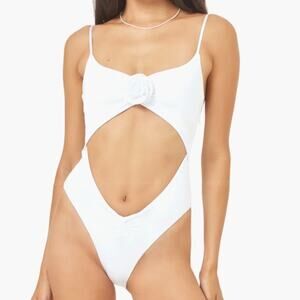 L*SPACE NWT Sierra One Piece Classic Swimsuit White Cut Out W/ Rosette XS